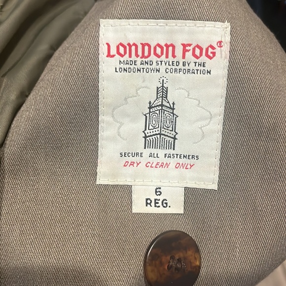 London Fog Trench Coat - Picture 5 of 7
